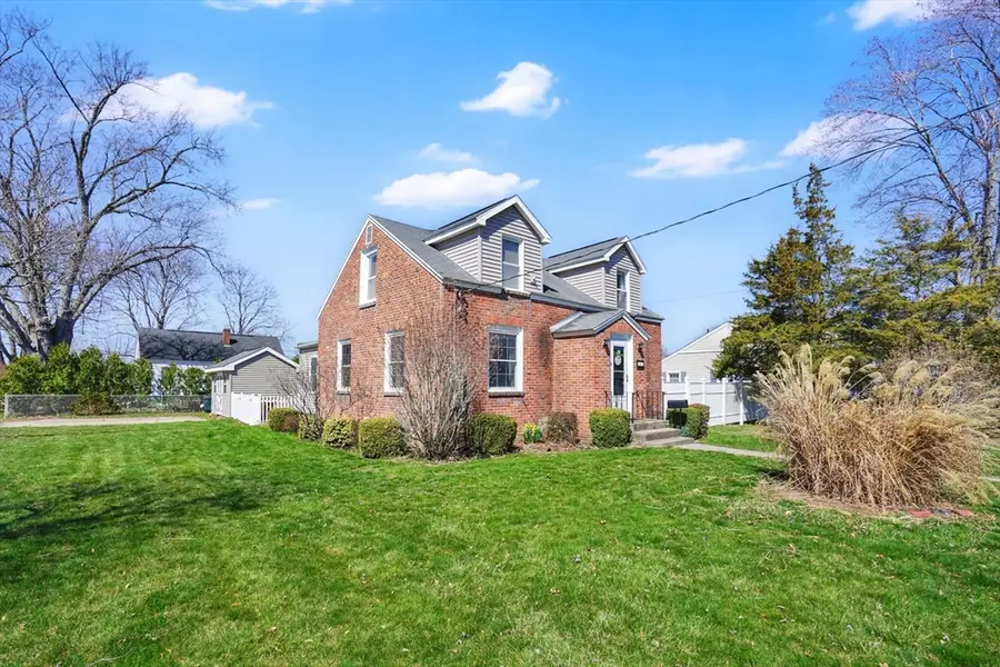 101 Ray St, Ludlow, MA 01056 - #3