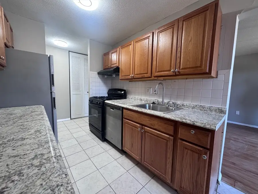 68 Shrewsbury Green Dr #J, Shrewsbury, MA 01545 - #3