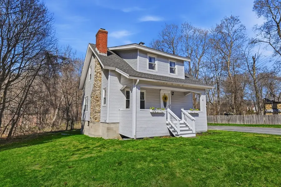 4 Brookside Ave, Worcester, MA 01602 - #2