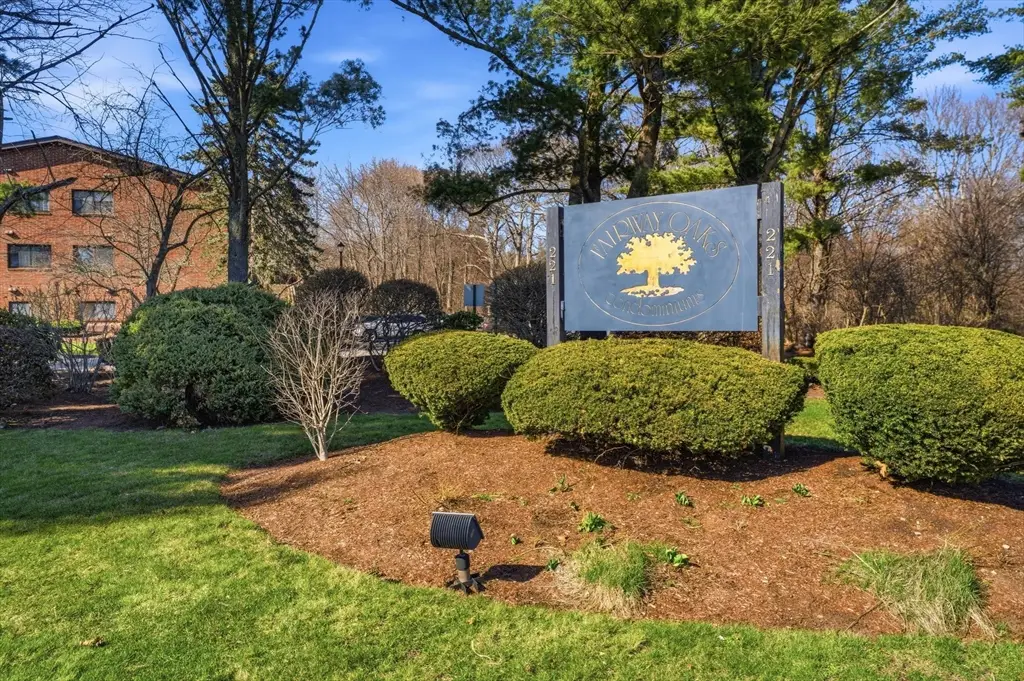 221 Oak St #14-31, Brockton, MA 02301 - #1