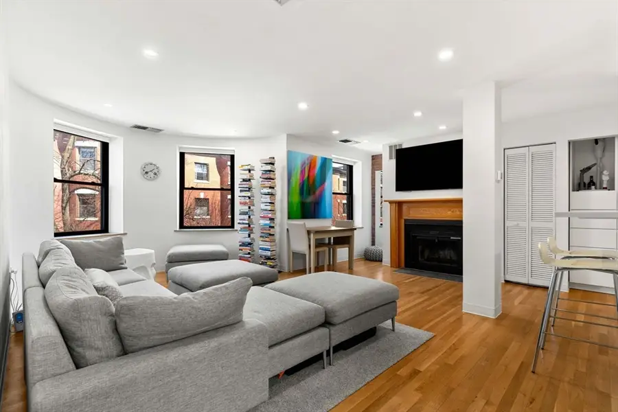 84 Gainsborough St #303W, Boston, MA 02115 - #3