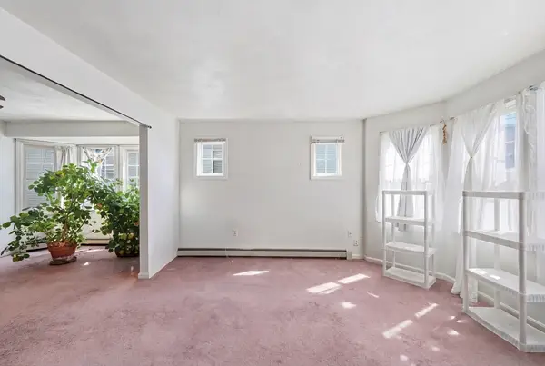 21 Ferndale St #2B, Boston, MA 02124