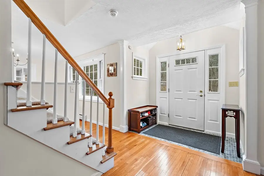 108 Harvard Rd, Stow, MA 01775 - #2