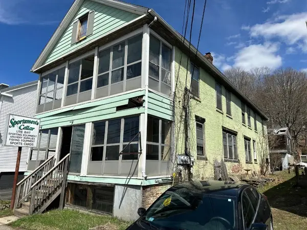 552 Main Street, Sturbridge, MA 01518