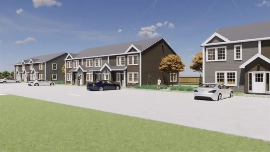 52 Plain St, Pembroke, MA 02359 - #1