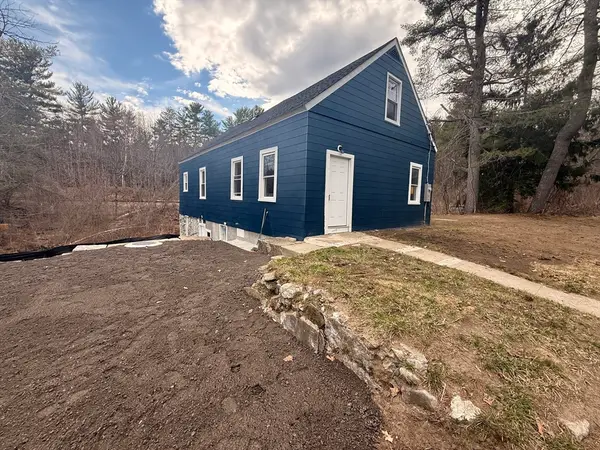277 Hubbardston Rd, Princeton, MA 01541