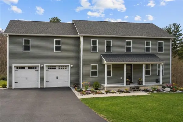 141 Thompson St, Palmer, MA 01069