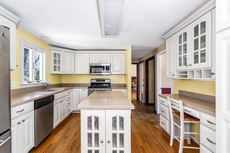 4 Independence Lane, Millis, MA 02054 - #2