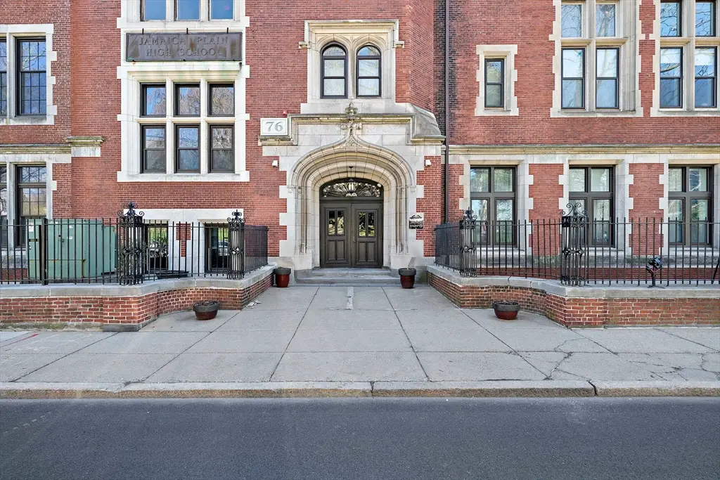 76 Elm St #114, Boston, MA 02130 - #1