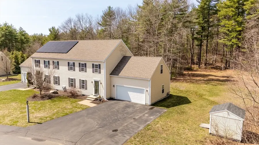 391 Franklin St #1, Hanson, MA 02341 - #3