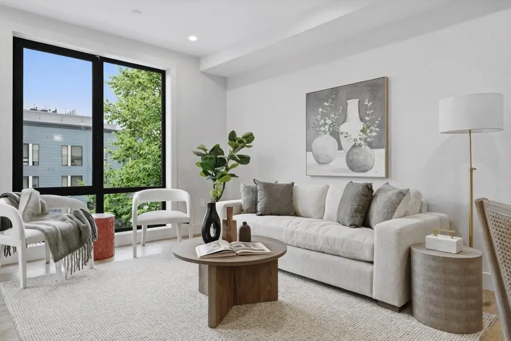 118 B Street #201, Boston, MA 02127 - #1