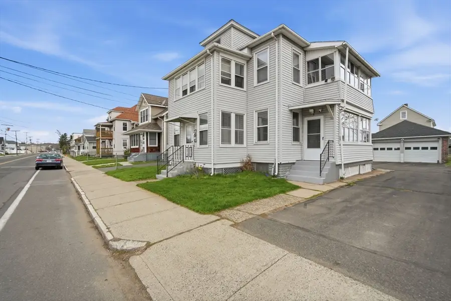 39 Baldwin St, West Springfield, MA 01089 - #3