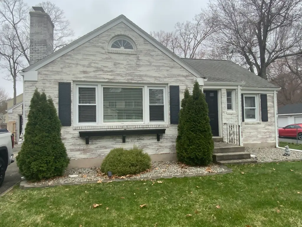 86 Peekskill Ave, Springfield, MA 01129 - #1