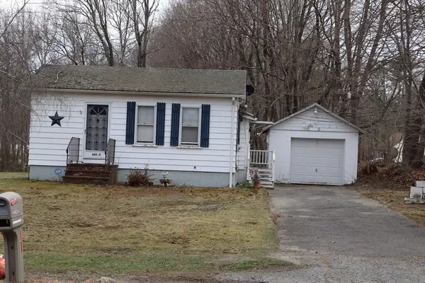 492.5 Tremont St, Taunton, MA 02780