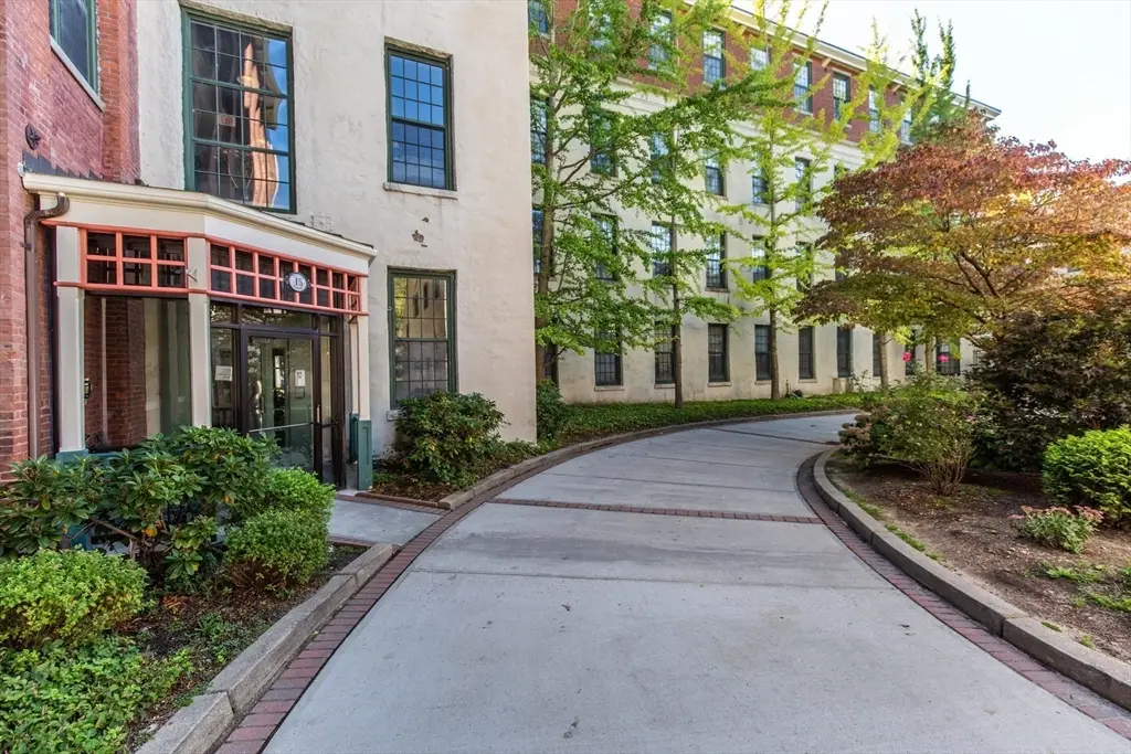 15 Higgins St #201, Smithfield, RI 02917 - #1