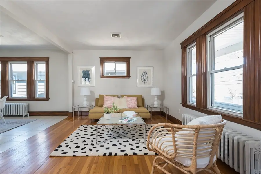 15 Eugenia Rd, Boston, MA 02131 - #3