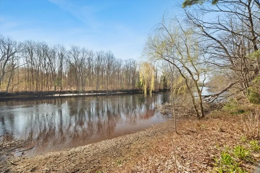 22 Ingell Street, Taunton, MA 02780 - #2