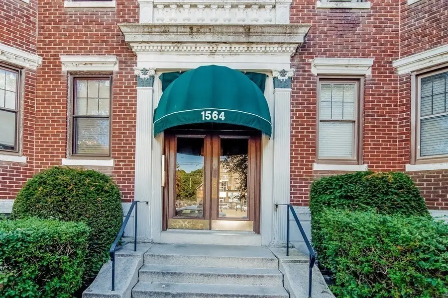 1564 Commonwealth Ave #5, Boston, MA 02135 - #2