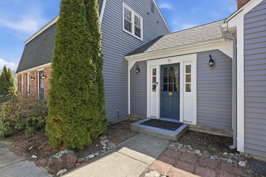 21 Meadow Wood Dr, South Deerfield, MA 01373 - #3