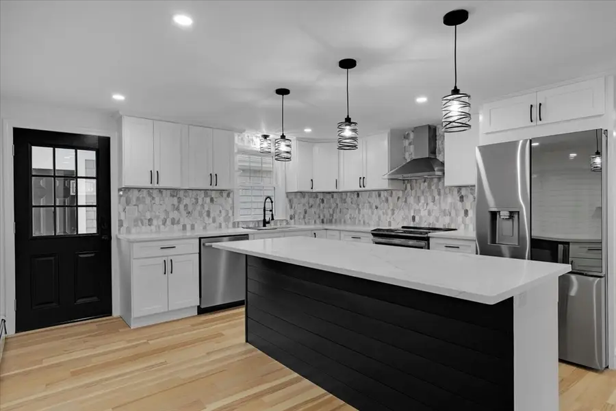 3 Bristol Ave, Hyannis, MA 02601 - #3