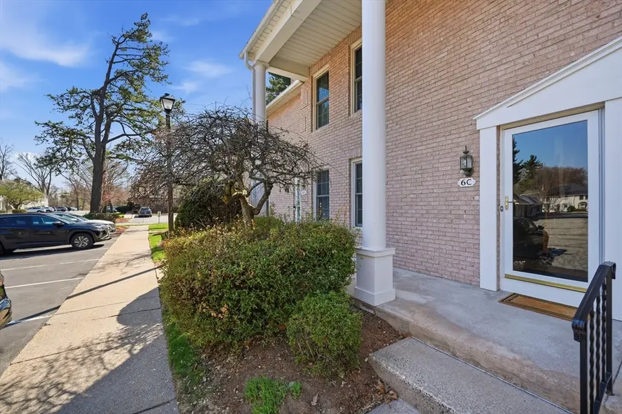 6 Mansion Woods Dr #C, Agawam, MA 01001 - #2