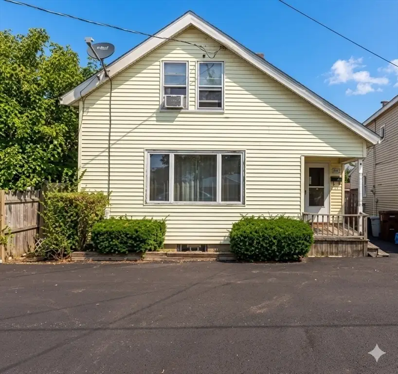 35 Neponset St, Revere, MA 02151 - #1