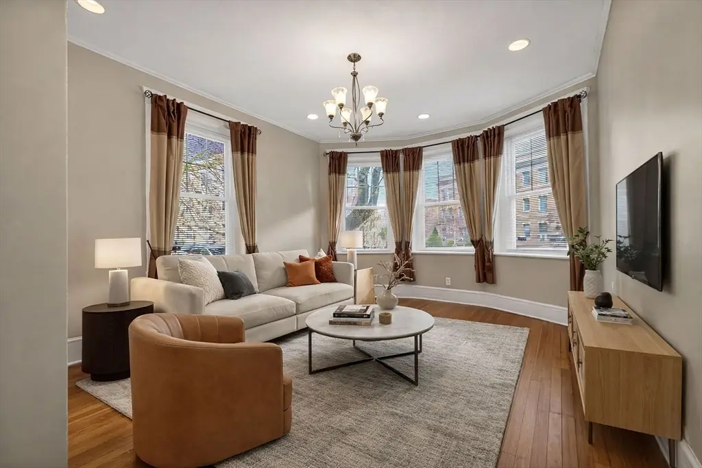 164 Strathmore R #4, Boston, MA 02135 - #1