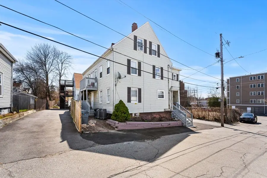 6 Munroe St, Peabody, MA 01960 - #3