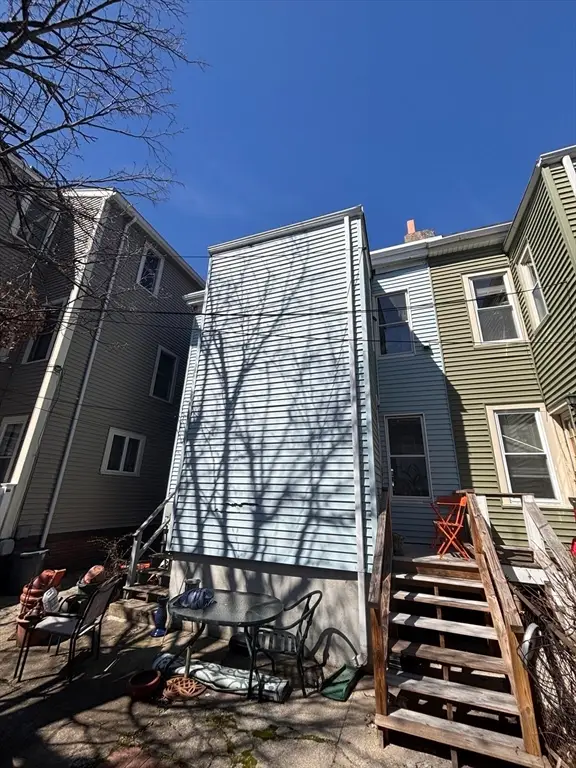 289-291 Emerson St, Boston, MA 02127 - #3