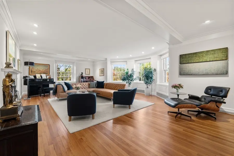 192 Commonwealth Ave #5, Boston, MA 02116 - #2