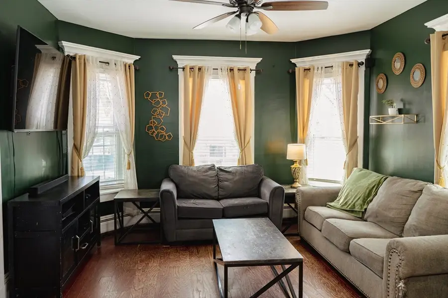 107 Sycamore St, New Bedford, MA 02740 - #2