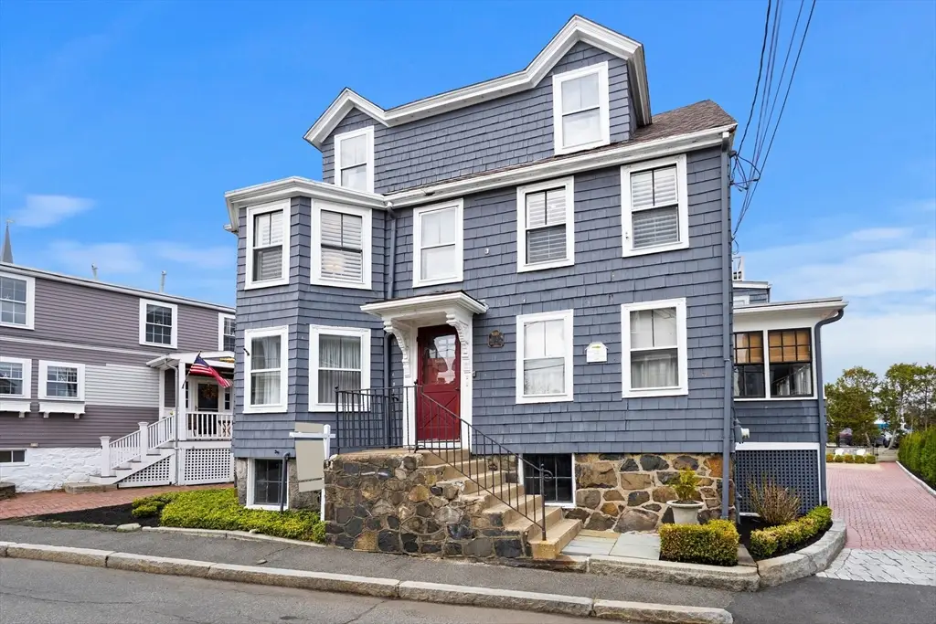 12 Darling St #2, Marblehead, MA 01945 - #1