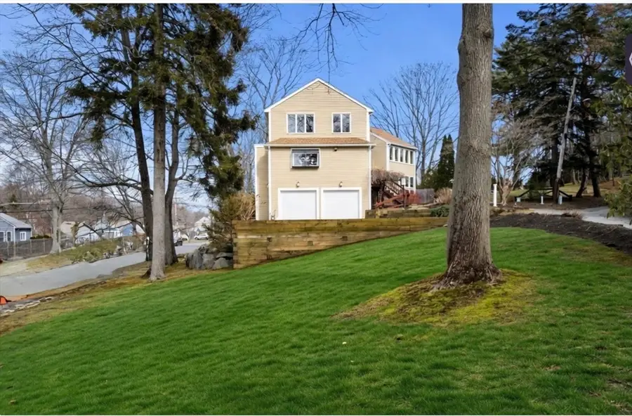 2 Rolleston Rd, Marblehead, MA 01945 - #2