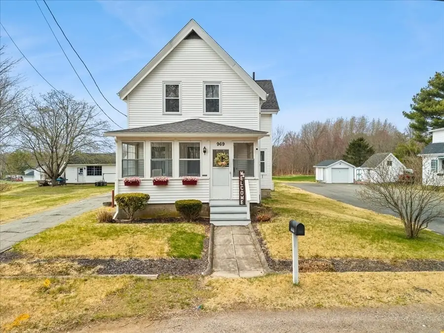 969 Somerset Ave, Taunton, MA 02780 - #2