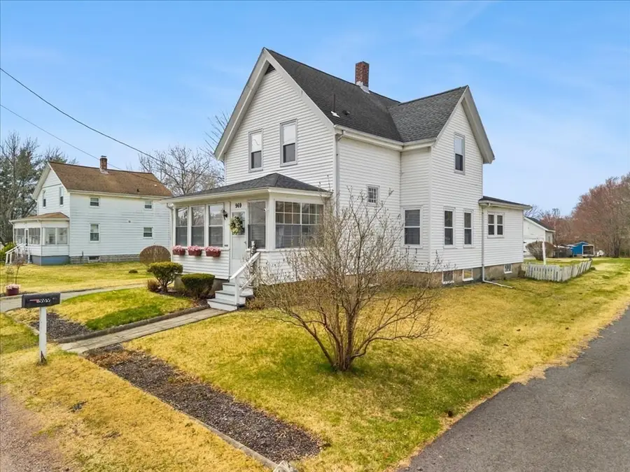 969 Somerset Ave, Taunton, MA 02780 - #3