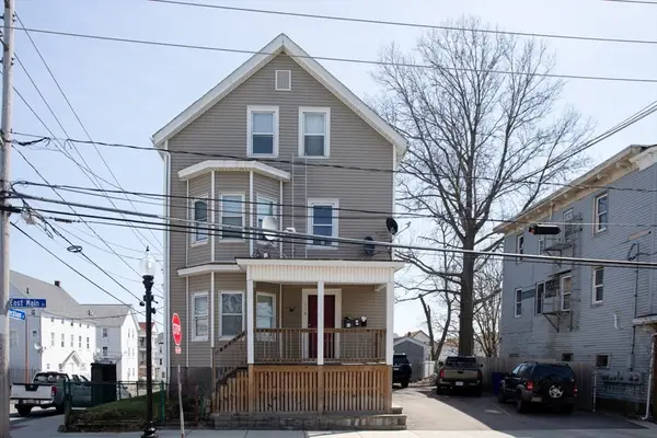 176 East Main Street, Fall River, MA 02724