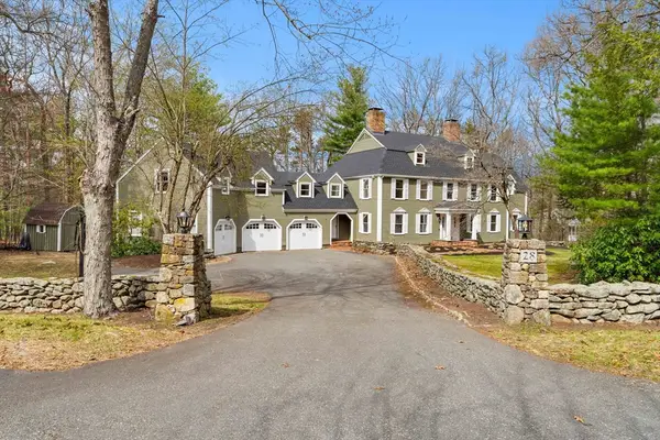 28 Sadie Hutt Lane, Southborough, MA 01772