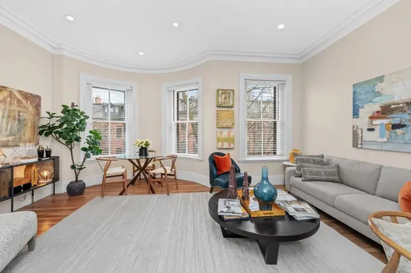 75 Montgomery St #3, Boston, MA 02116