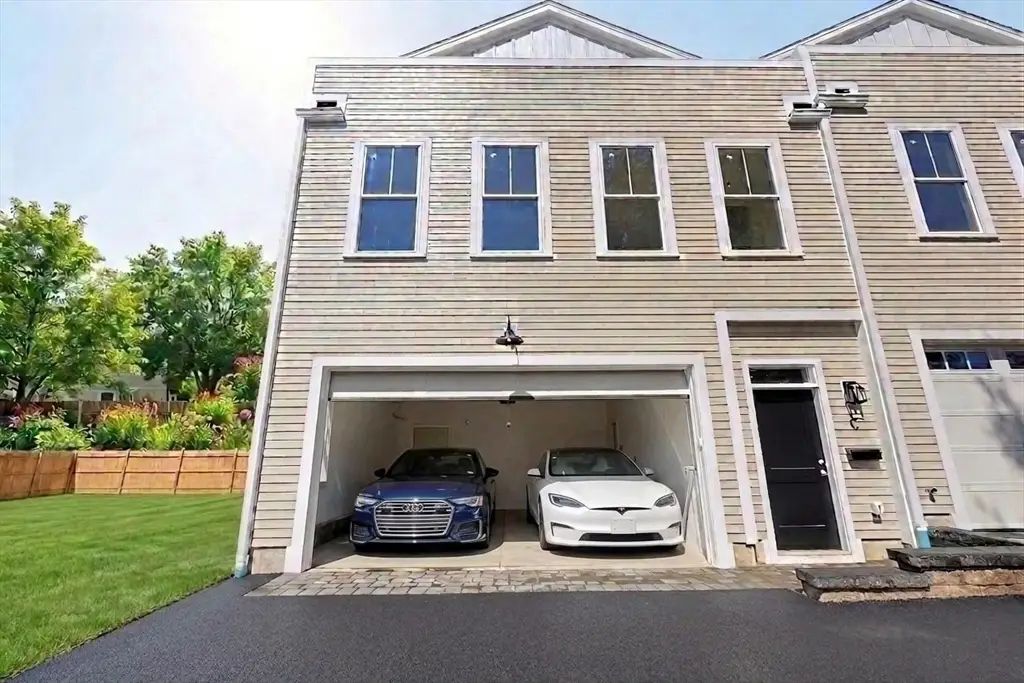 257R Market Street #C, Boston, MA 02135 - #1