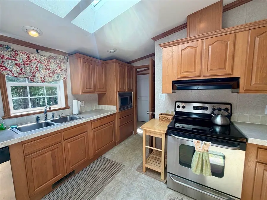 2 Crescent, Winchendon, MA 01475 - #3