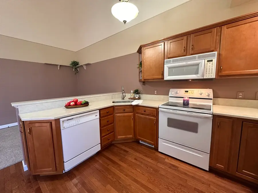 138 Brookfield Ln #138, Agawam, MA 01001 - #2