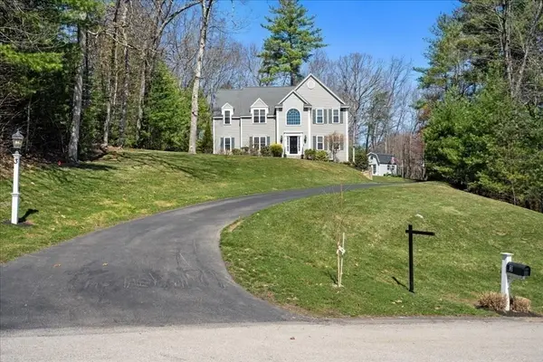 3 Foxhill Drive, Southborough, MA 01772