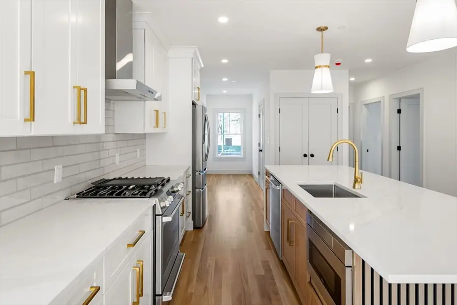 6-8 South #1, Stoneham, MA 02180 - #3