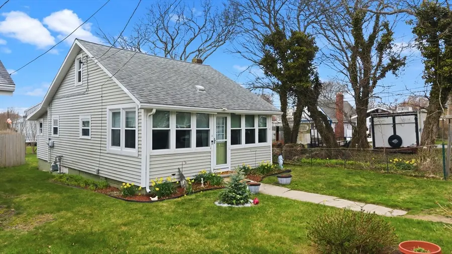 52 Point St, Fairhaven, MA 02719 - #2