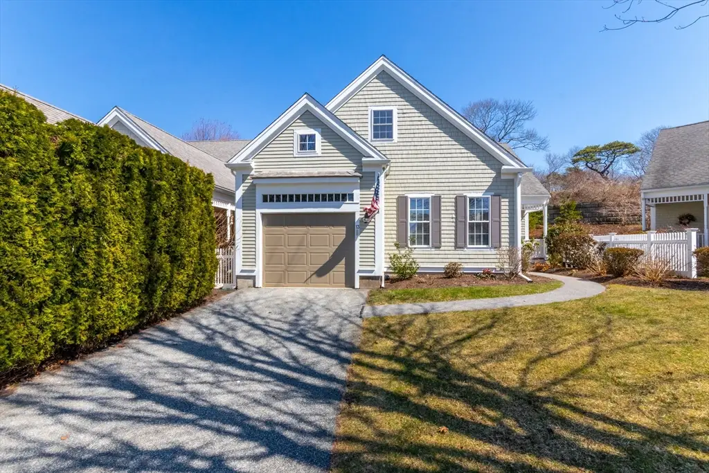 13 Hollyhock Knoll Ct #13, Bourne, MA 02532 - #1