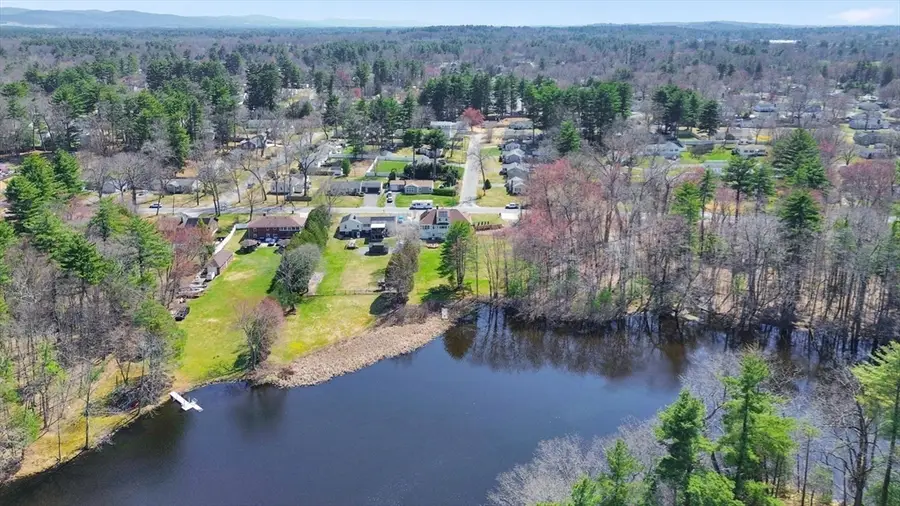 1542 S Branch Pkwy, Springfield, MA 01129 - #3