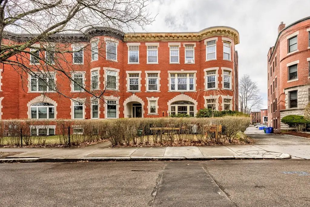 9 Clinton Path #1, Brookline, MA 02445 - #1