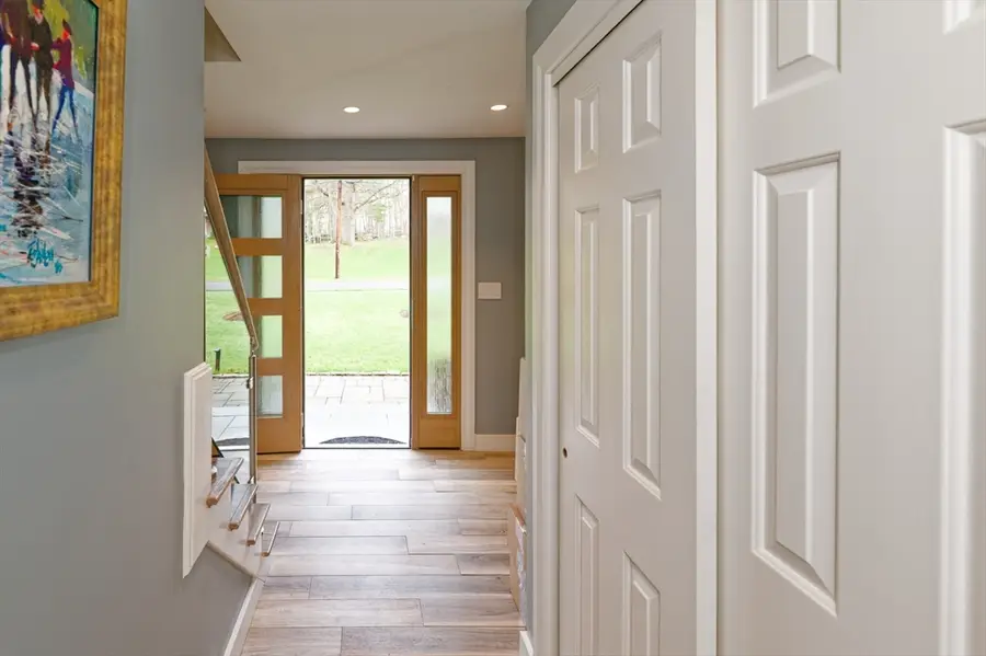 62 Ledgewood Rd, Framingham, MA 01701 - #2