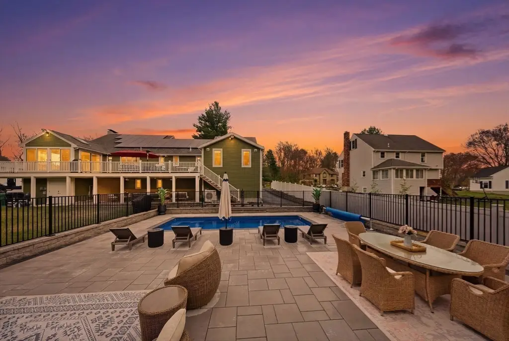 24 Copley Dr, Methuen, MA 01844 - #1