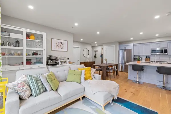 10-16 Everett #204, Boston, MA 02128